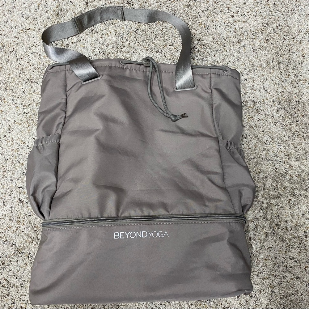Beyond Yoga Gray Backpack - Picture 2 of 8